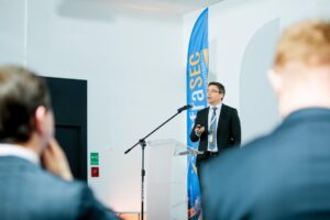 mini-4b4f0694x – small