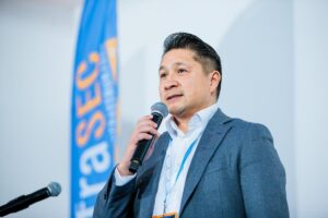 mini-4b4f0820x – small