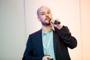 mini-4b4f1242x – small