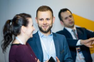 mini-4b4f1303x – small