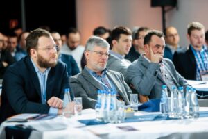 mini-4b4f0703x-small