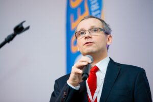 mini-4b4f0757x-small