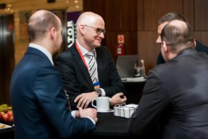 mini-4b4f6946x-small