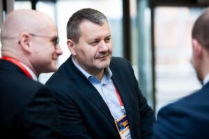 mini-4b4f6955x-small