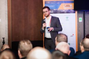 mini-4b4f7036x-small