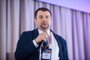 mini-4b4f7076x-small