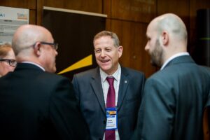 mini-4b4f7181x-small