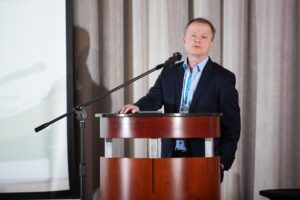 mini-4b4f8651x-small