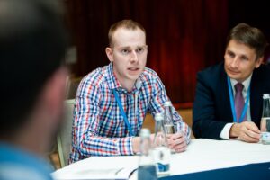 mini-4b4f9213x-small