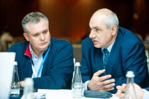 mini-4b4f9257x-small